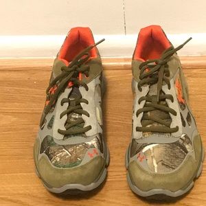 Under armour camo hunting sneaker 11.5